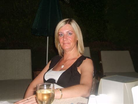 Vonny From Glasgow Is A Local Granny Looking For Casual Sex Dirty Granny