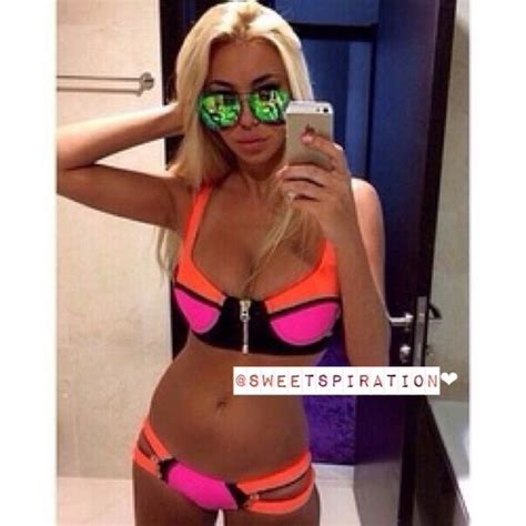 Nwot Colorblock Zipper Bikini Grab This Super Hot Trendy Swim Set