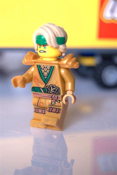 Lego Ninjago Minifigurka Lloyd Lloyd Golden Ninja Njo Nowy S Cz