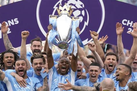 Man City 'legends' retain Premier League title with late comeback ...