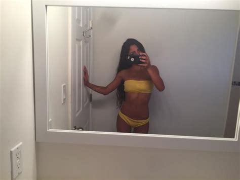 HOT 2018 Ribbed Texture Bandeau Bikini Set In YELLOW S ZAFUL