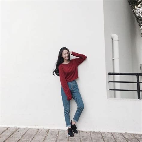 Thời trang biến hóa đa phong cách của hot girl Nhung Gumiho