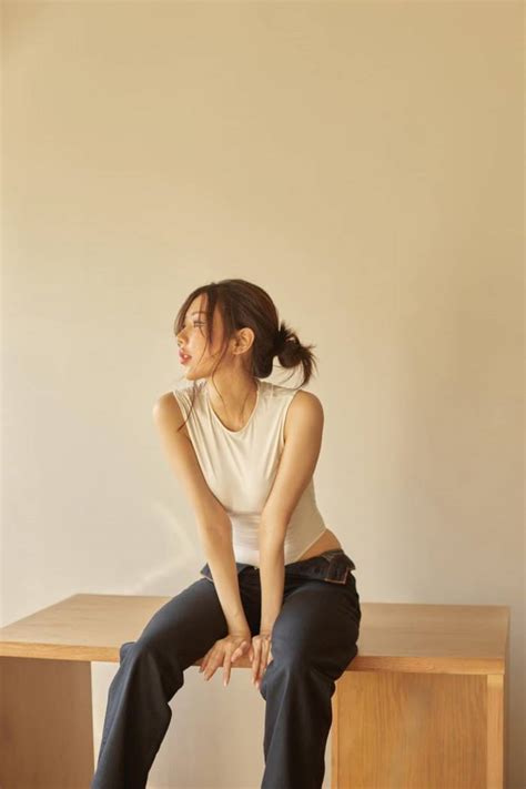 63 Ảnh Min Sexy mặc bikini cột dây khoe dáng đầy quyến rũ GenZ Relax