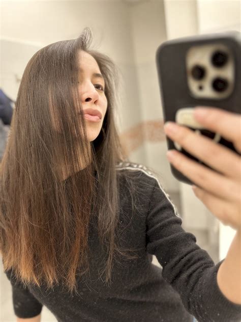 Porn Photos Of Lovely Chicks Drooling On Some Delicious Cocks Photos