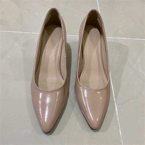 Parisian Nude Kitten Heels On Carousell