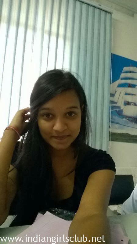 Beautiful Indian Mallu GF Hot Boobs Sexy Ass Indian Girls Club