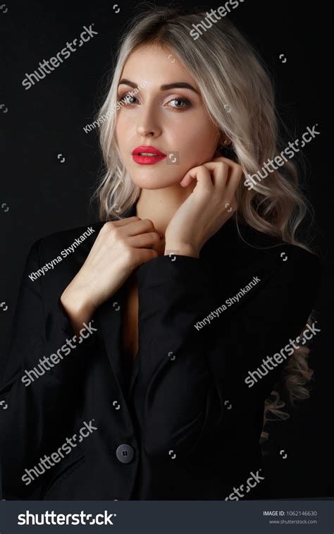 Sexy Blonde Long Curly Hair Poses ภาพสตอก 1062146630 Shutterstock