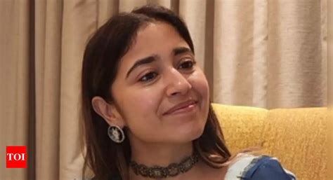 Shweta Tripathi Sharma Visits Varanasi Before Mirzapur 3 Release