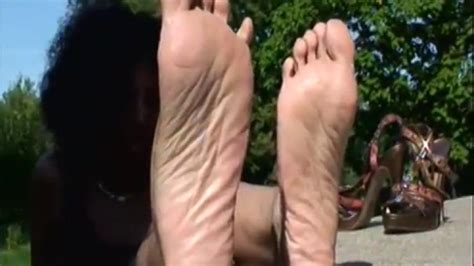 Ebony Queen Wrinkled Soles Porn Videos