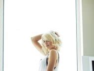 Naked Margot Robbie In Esquire Me In My Place