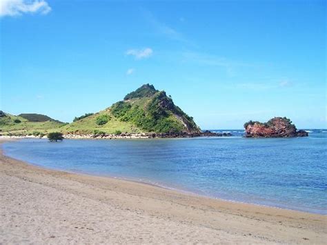 Pantai Kuta, Lombok | Indonesian Tourism