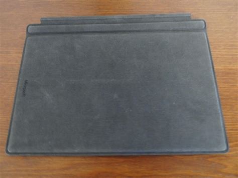 Microsoft Surface 3 Type Cover Black A7z 00001 No Box Used