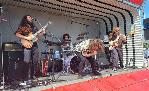 Sn Dan Ampion Z V R Rock For People Odp Lili Hentai Corporation Tajn M Koncertem Na Karaoke