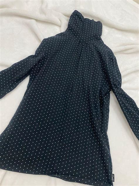 Polkadot Turtleneck Women S Fashion Tops Longsleeves On Carousell