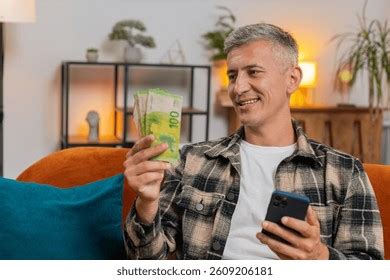 Mature avec jeune résultats 965 mille dimages libres de droits de photos de stock et d