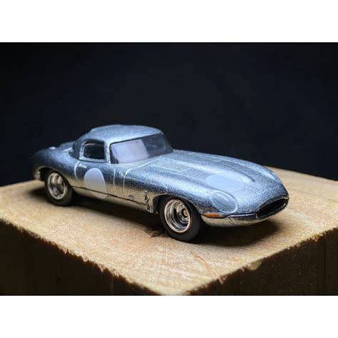 Xe M H Nh Hot Wheels Premium B Nh Cao Su T L Qua S D Ng Shopee Vi T Nam