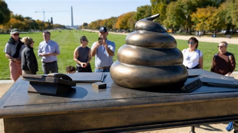 Video Mysterious Statues Appear In Dc Overnight Cnn Politics