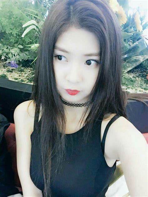 5 Hot Sexy Melody Lee Ishihara Bikini Pics