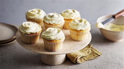 Why Making Your Cake Backwards Is Less Crazy Than It Sounds Bbc Food