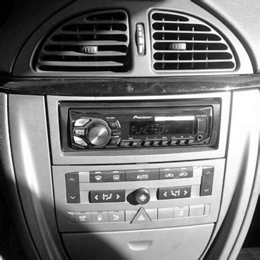 Переходная рамка Citroen C5, рамка для автомобильной магнитолы Ситроен ...