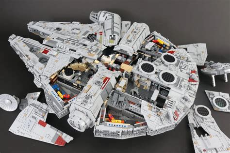 LEGO Star Wars UCS 75192 Millennium Falcon review
