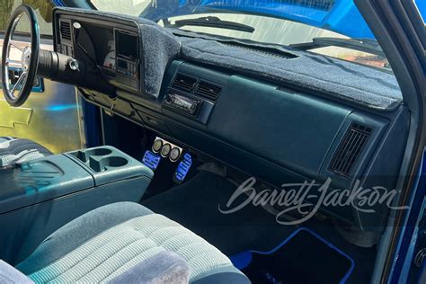 1993 Chevrolet C1500 Custom Pickup Interior 267225