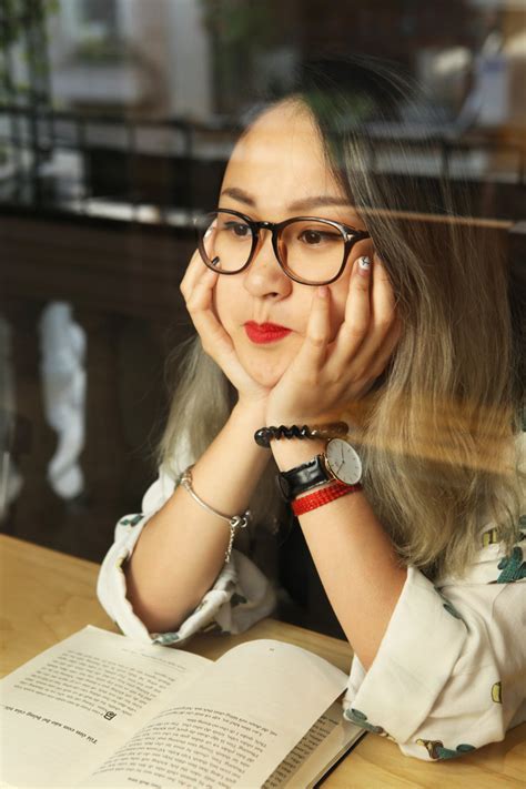 Con gái xinh như hot girl của Quốc Trung và những giọt nước mắt tủi phận