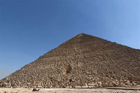 Египетийн Пирамидуудыг хэрхэн босгосон нууцыг археологичид тайлжээ