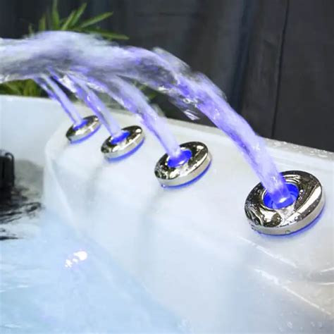 Victoria Beach V Hot Tub Blue Whale Spa