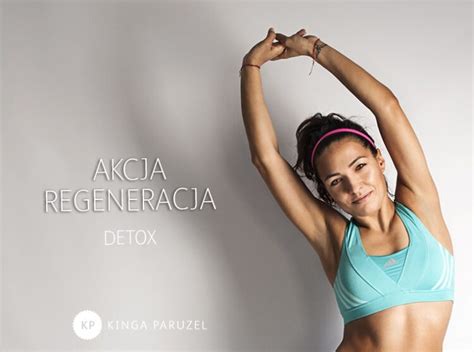 9 Hot Sexy Kinga Paruzel Bikini Pics