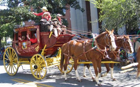 Wells Fargo Stagecoach Native American Art Horse Drawn Wagon Old