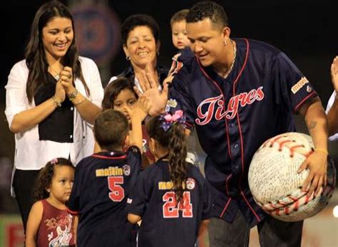 Es Miguel Cabrera El Lionel Messi De Venezuela La Historia Completa