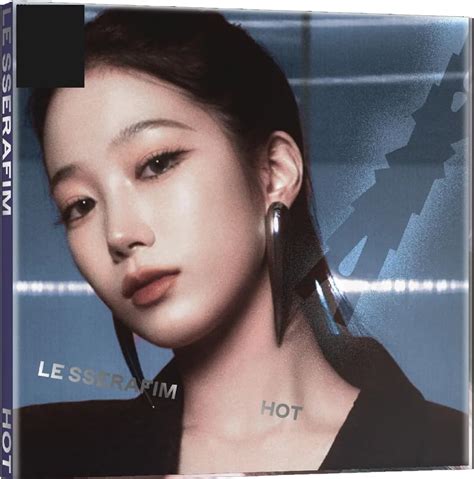 Amazon co jp COMPACT ver LE SSERAFIM 5TH MINI ALBUM HOT KAZUHA VER おもちゃ