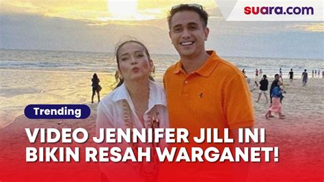 Warganet Syok Liat Jennifer Jill Goyang Meresahkan Di Kolam Renang