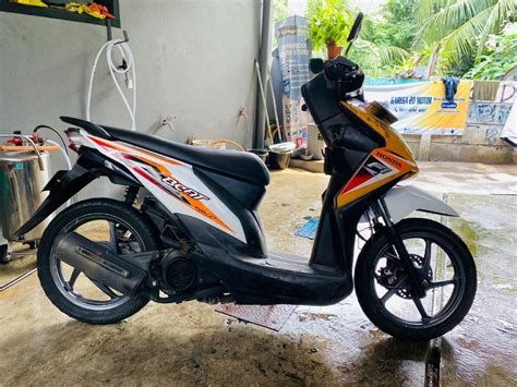 Honda Beat Cbs Pgm Fi Tahun 2015 Motor Di Carousell