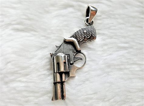 Revolver Gun Pendant Sterling Silver Eliz Jewelry And Gems