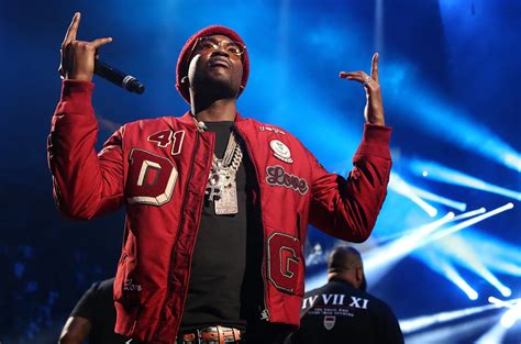 No Man Or Watt Would Even Approach Me About Gay Activity Meek Mill Responds To Allegations Of