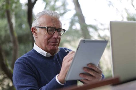 20 Free Online College Courses for Senior Citizens – Online Senior Center