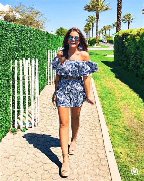 Hot Sexy Natalie Kennedy Bikini Pics