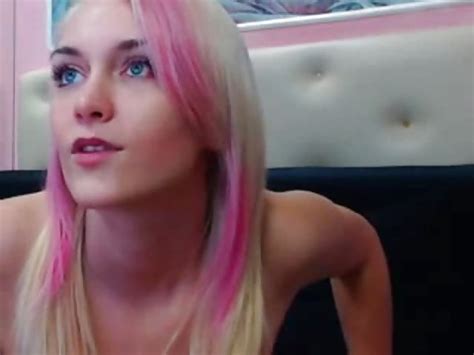 Blonde Magnifique Se Masturbe Pornodrome Tv