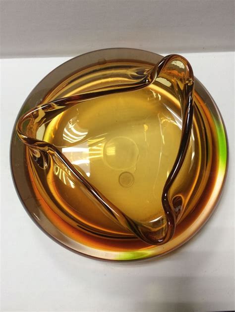 Пепельница. Цветное стекло. Чехословакия.