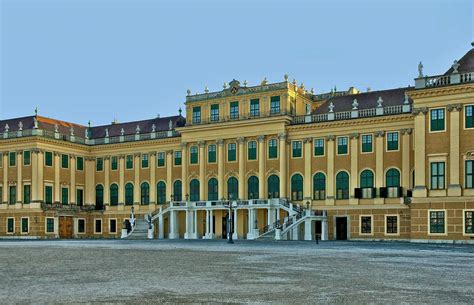 Pa Ac Sch Nbrunn W Wiedniu Atrakcje Turystyczne