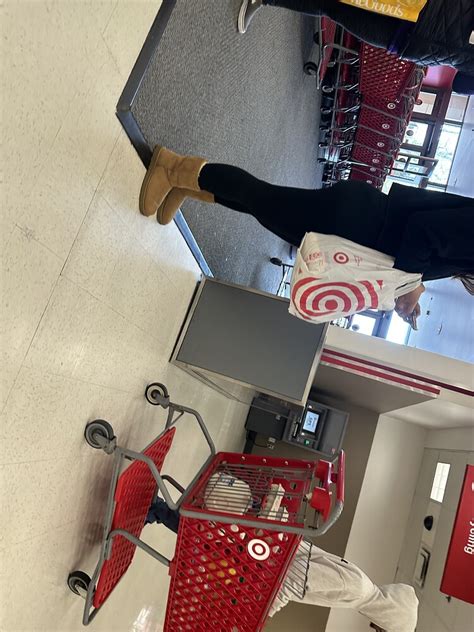 Target Milf Dump Truck Oc Spandex Leggings Yoga Pants Forum