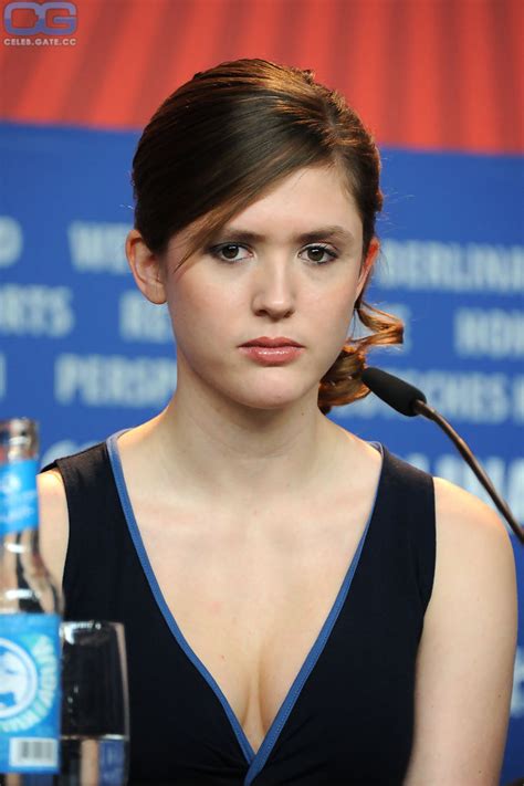 Emily Cox Nude Pictures Onlyfans Leaks Playboy Photos Sex Scene Uncensored