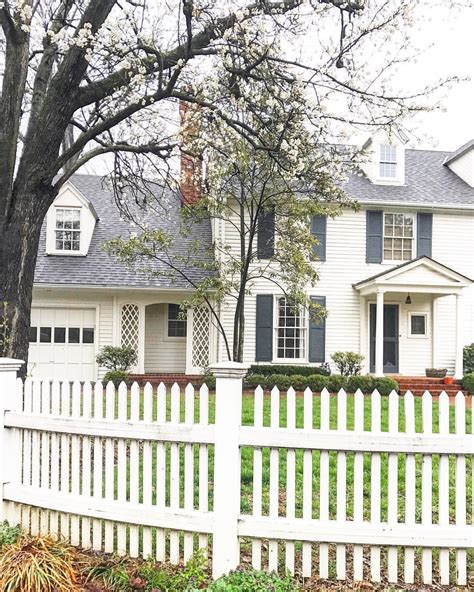 Home With White Picket Fence - Home Fence Ideas