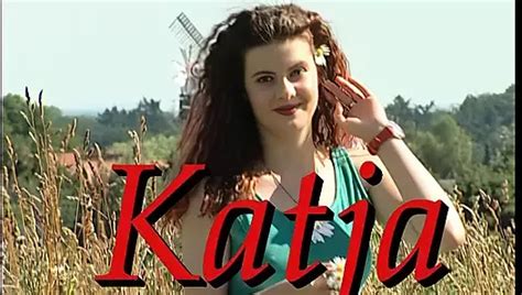 Junge Brunette Fickt Und Blaesst Bei Casting XHamster