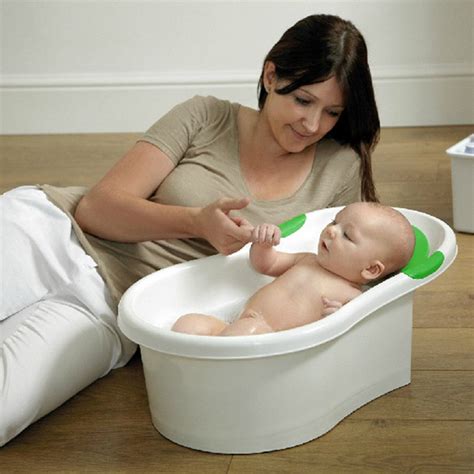 Ванночка для купания новорожденного: основные виды ванночек и как ...