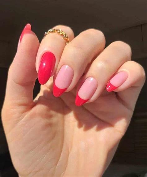 50 White Almond Nail Designs 2024 Tailoringinhindi