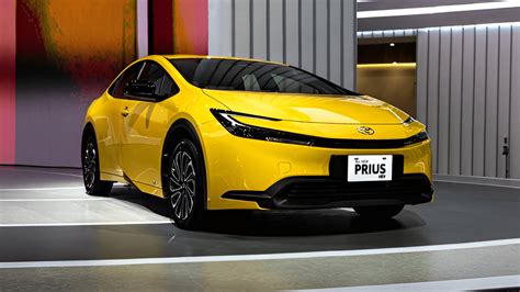 inovasi canggih teknologi mobil listrik terbaru  toyota toyota