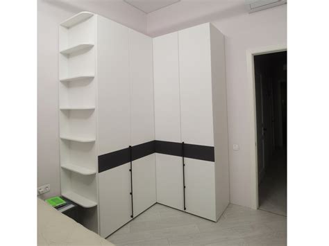 Угловой шкаф со складными дверями Эйч Лайт 2+2 от фабрики Стиль